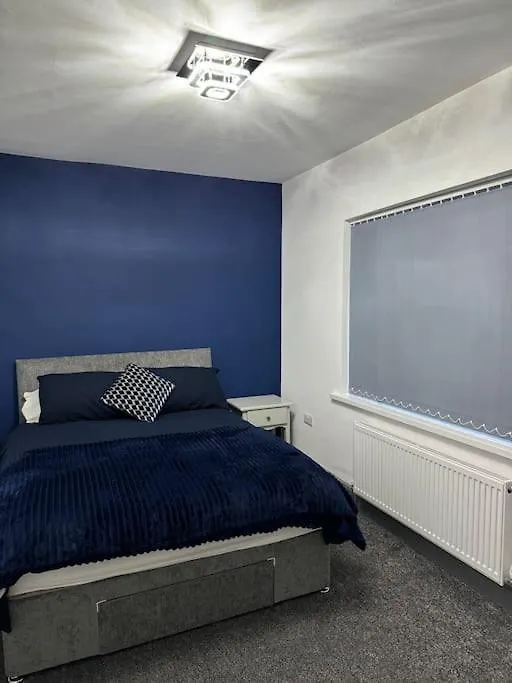 Nice House With Free Parking Newcastle upon Tyne