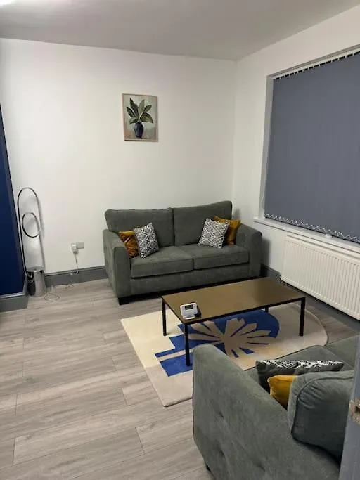 Nice House With Free Parking Newcastle upon Tyne